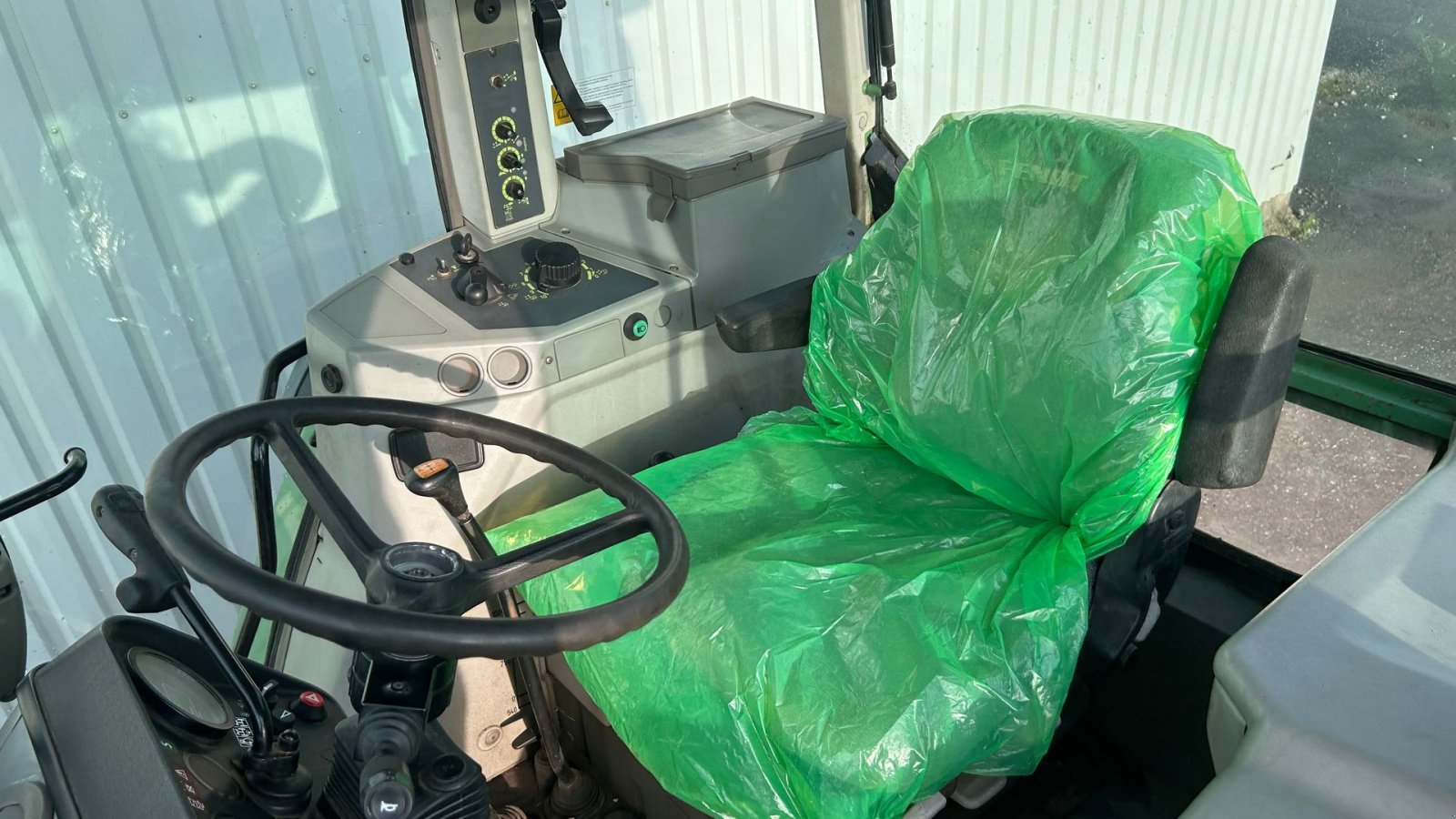 Traktor Türe ait Fendt 309 C Farmer Få Timer, Gebrauchtmaschine içinde Rødekro (resim 12)