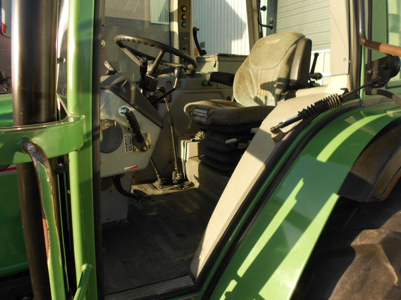 Traktor типа Fendt 309 c, Gebrauchtmaschine в Oirschot (Фотография 7)