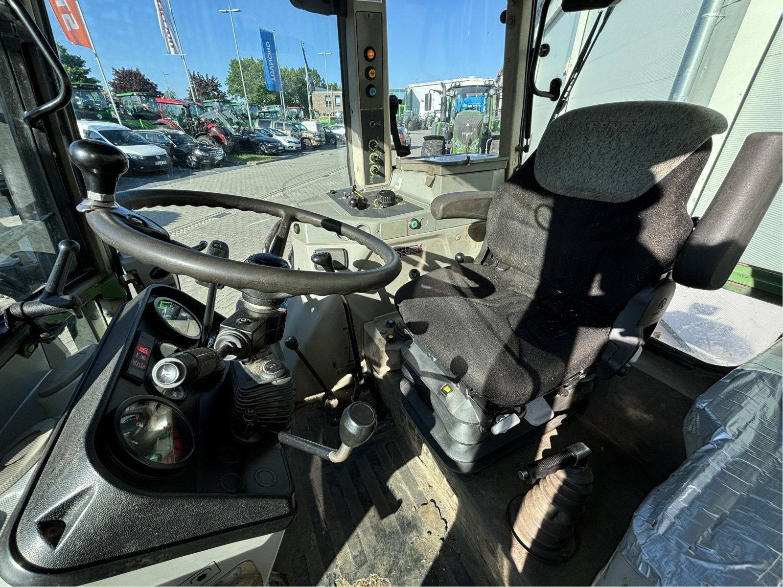 Traktor типа Fendt 309 C, Gebrauchtmaschine в Bad Oldesloe (Фотография 8)