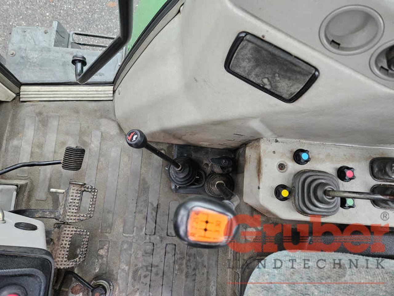 Traktor van het type Fendt 309 CI, Gebrauchtmaschine in Ampfing (Foto 17)