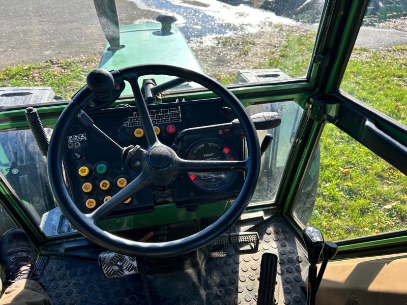 Traktor типа Fendt 309 LSA Turbomatik, Gebrauchtmaschine в Friesoythe-Thüle (Фотография 12)
