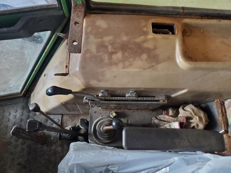 Traktor от тип Fendt 309 LSA, Gebrauchtmaschine в BRAY en Val (Снимка 8)