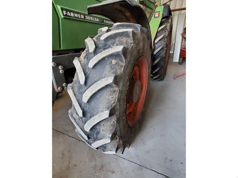 Traktor от тип Fendt 309 LSA, Gebrauchtmaschine в BRAY en Val (Снимка 11)