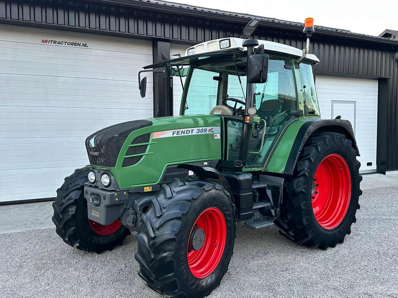 Traktor tipa Fendt 309, Gebrauchtmaschine u Linde (dr) (Slika 2)