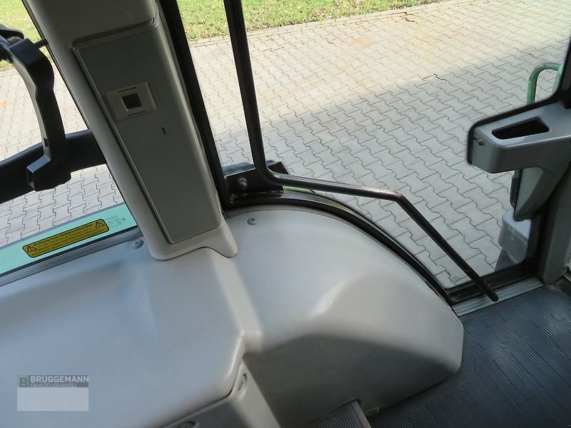 Traktor des Typs Fendt 309E, *** 3800 Stunden, 1. Hand, gefederte Vorderachse, Klimaanalge, Druckluft, Stoll frontlader***, Gebrauchtmaschine in Meppen (Bild 21)