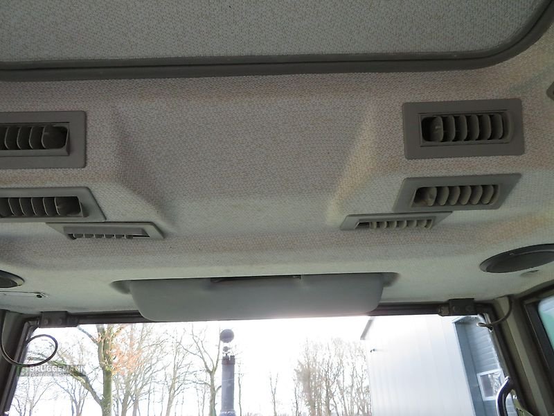 Traktor des Typs Fendt 309E, *** 3800 Stunden, 1. Hand, gefederte Vorderachse, Klimaanalge, Druckluft, Stoll frontlader***, Gebrauchtmaschine in Meppen (Bild 22)