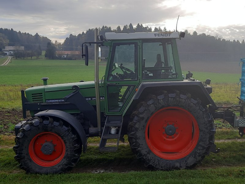 Traktor des Typs Fendt 310 LSA, Gebrauchtmaschine in Neukirchen (Bild 1)