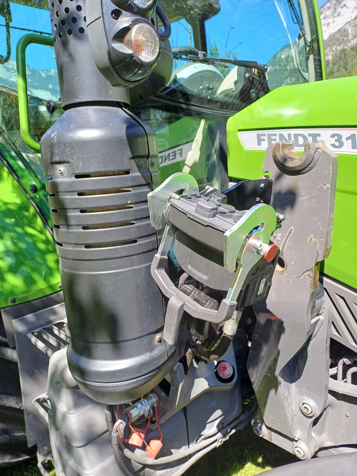Traktor Türe ait Fendt 310 Vario S4, Gebrauchtmaschine içinde Tenneck (resim 3)