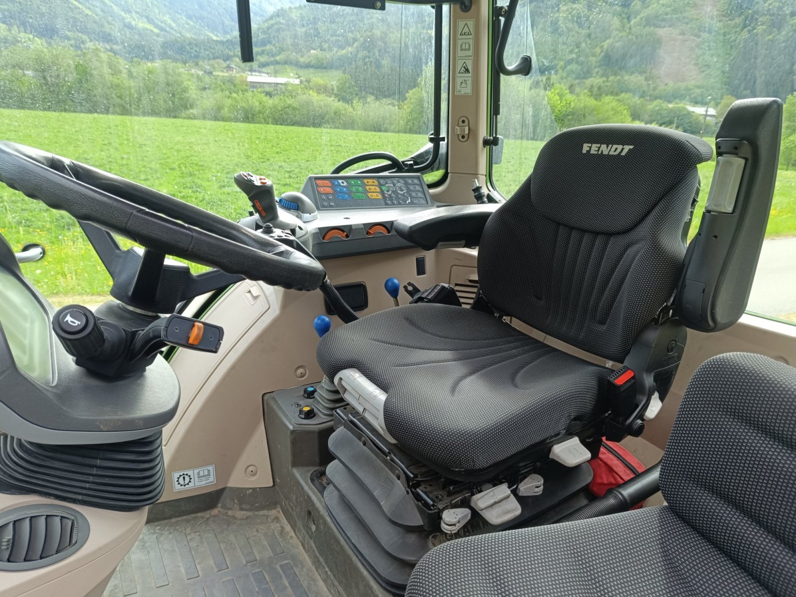 Traktor Türe ait Fendt 310 Vario S4, Gebrauchtmaschine içinde Tenneck (resim 13)