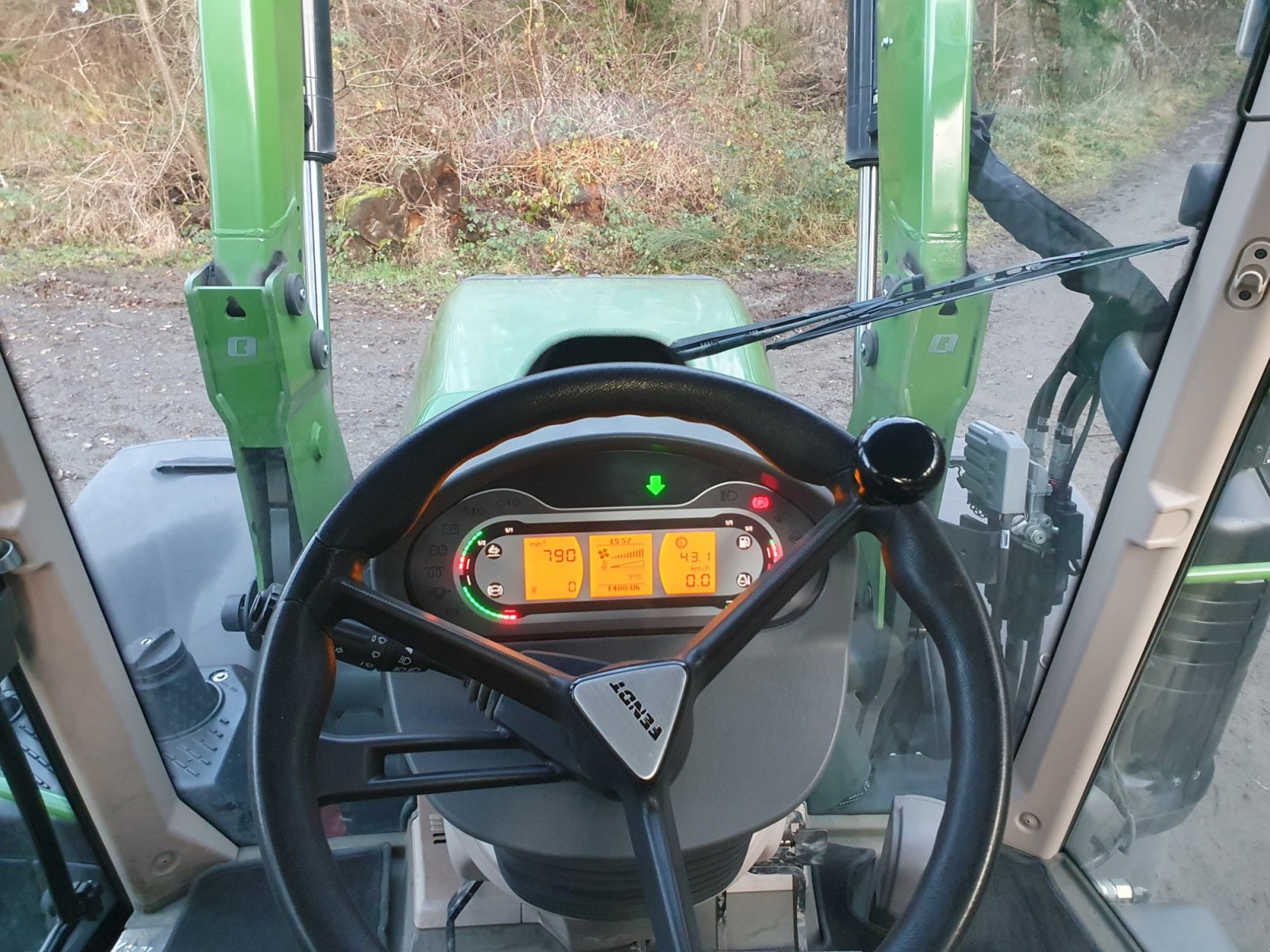 Traktor des Typs Fendt 310 Vario S4, Gebrauchtmaschine in Arnsberg (Bild 15)