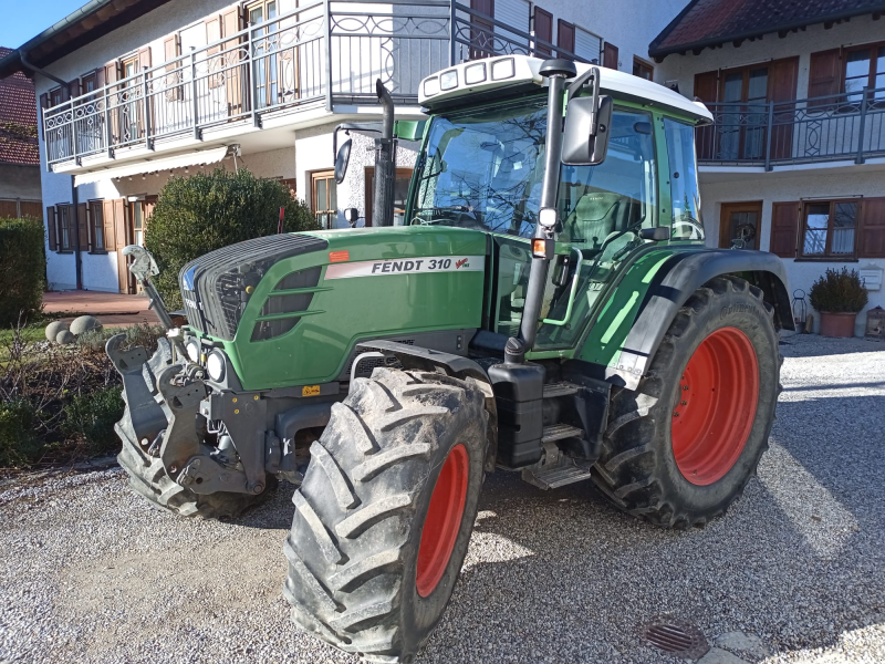 Traktor типа Fendt 310 Vario TMS, Gebrauchtmaschine в Moorenweis (Фотография 1)