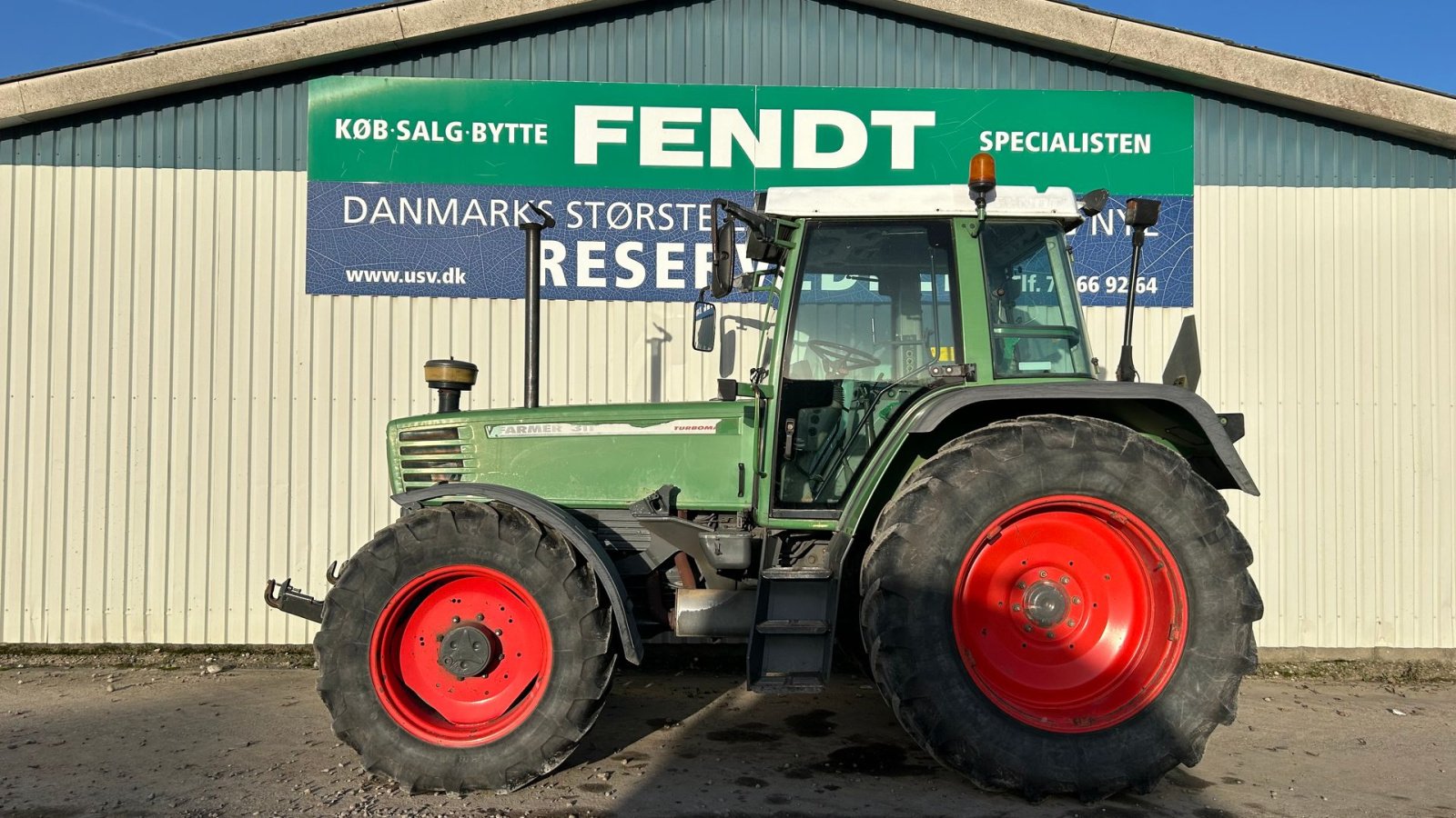 Traktor du type Fendt 311 Farmer Frontlift, Gebrauchtmaschine en Rødekro (Photo 2)