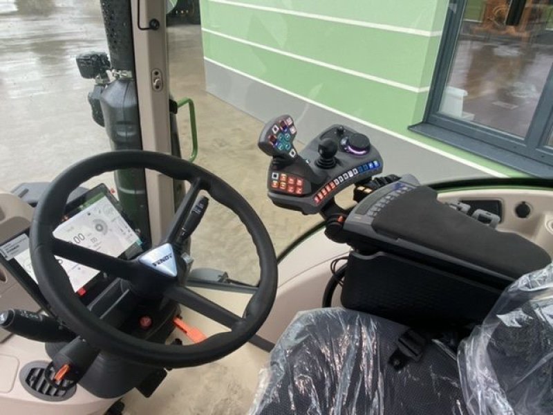 Traktor of the type Fendt 311 Gen4 Power Setting1 Miettraktor, Mietmaschine in Hürm (Picture 8)