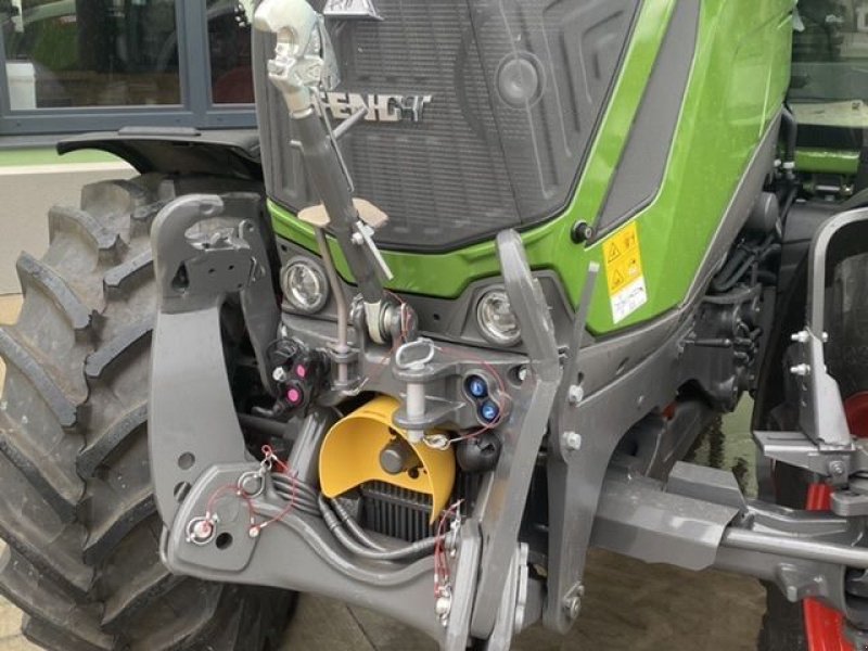 Traktor des Typs Fendt 311 Gen4 Power Setting1 Miettraktor, Mietmaschine in Hürm (Bild 3)