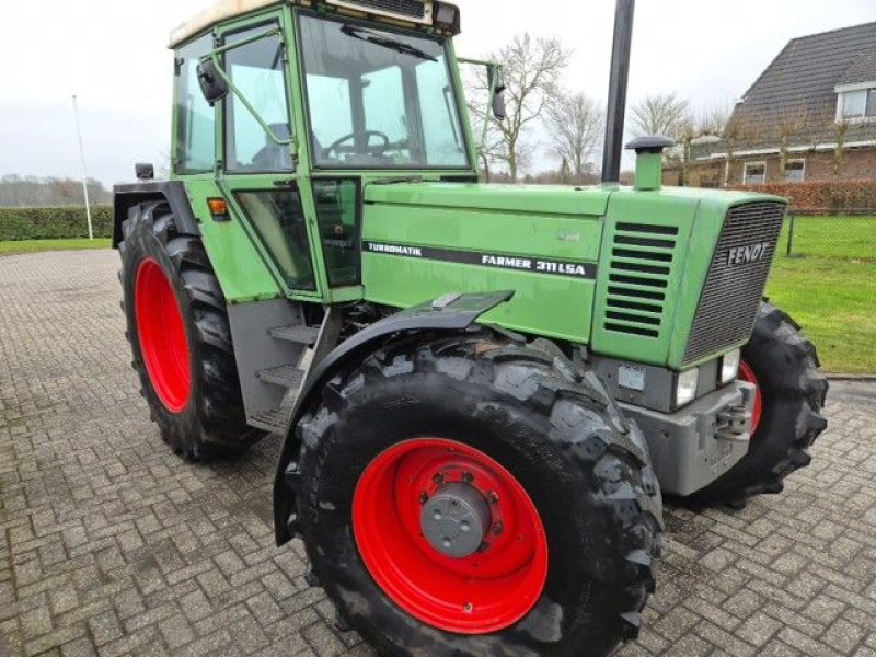 Traktor типа Fendt 311 LSA, Gebrauchtmaschine в Hollandscheveld (Фотография 9)