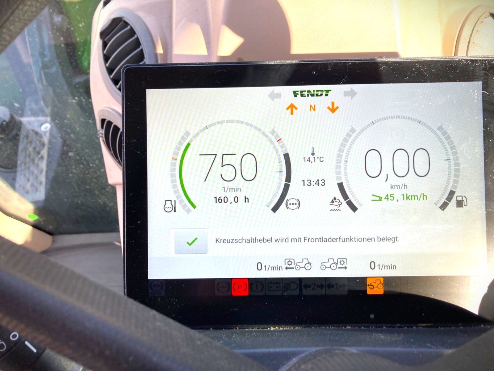 Fendt 311 Power Setting 2, Gebrauchtmaschine, Baujahr: 2025, Betriebsstunden: 300 Stunden (Bild 7) Traktor des Typs Fendt 311 Power Setting 2, Gebrauchtmaschine in Murnau (Bild 7)