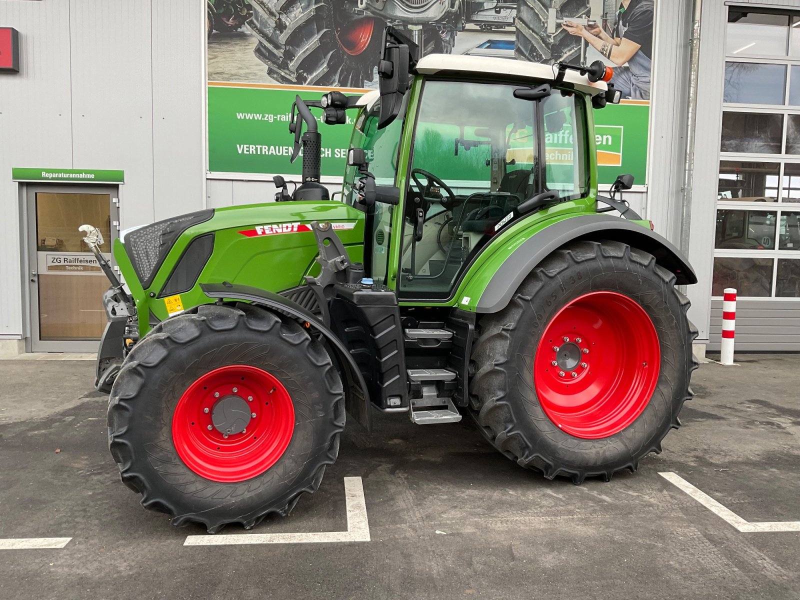 Traktor des Typs Fendt 311 Vario Power Setting 2, Gebrauchtmaschine in Mühlhausen-Ehingen (Bild 1)