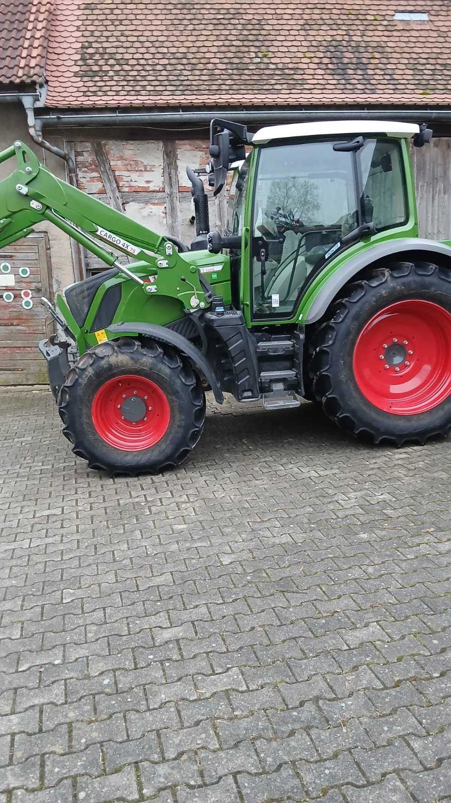 Traktor typu Fendt 311 Vario Power, Gebrauchtmaschine v Schillingsfürst (Obrázok 1)