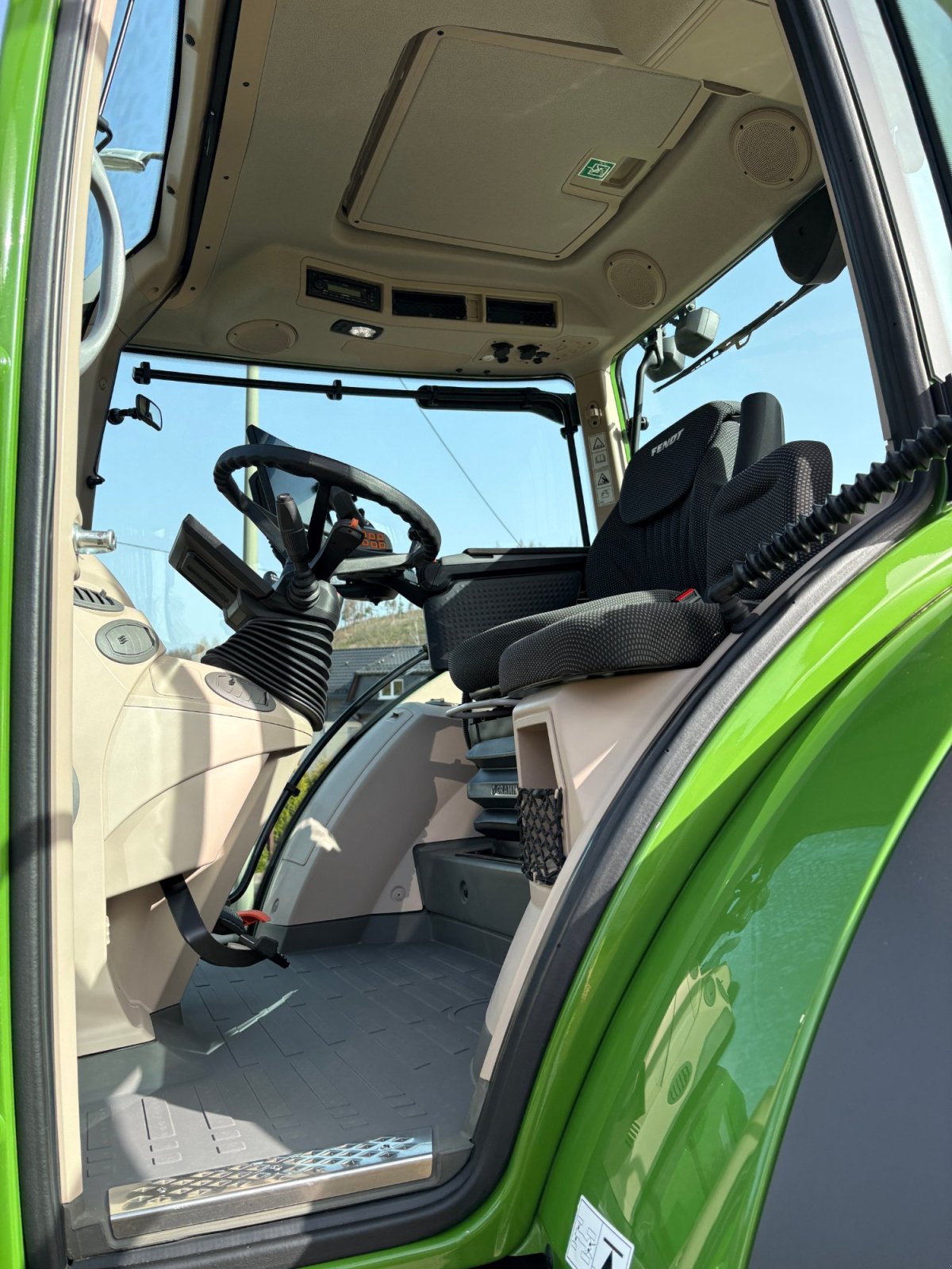 Traktor του τύπου Fendt 311 Vario Profi, Gebrauchtmaschine σε Freudenberg (Φωτογραφία 9)