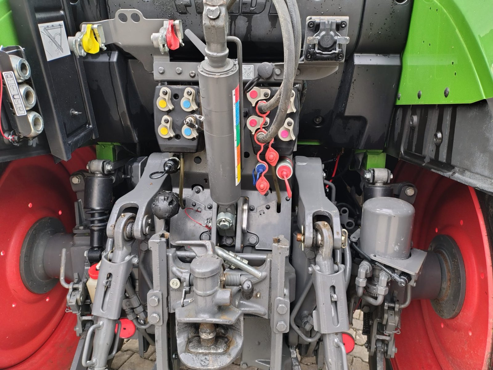 Traktor typu Fendt 311 Vario Profi, Gebrauchtmaschine v Neusitz (Obrázek 8)