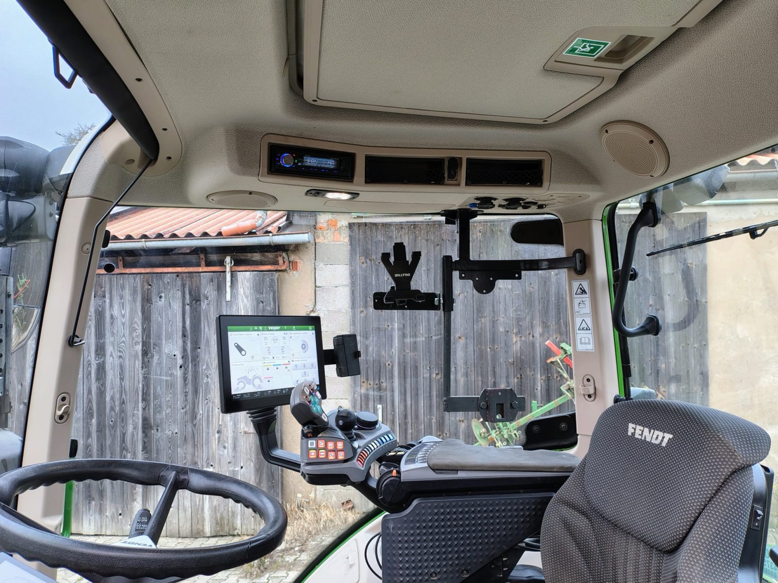 Traktor typu Fendt 311 Vario Profi, Gebrauchtmaschine v Neusitz (Obrázek 13)