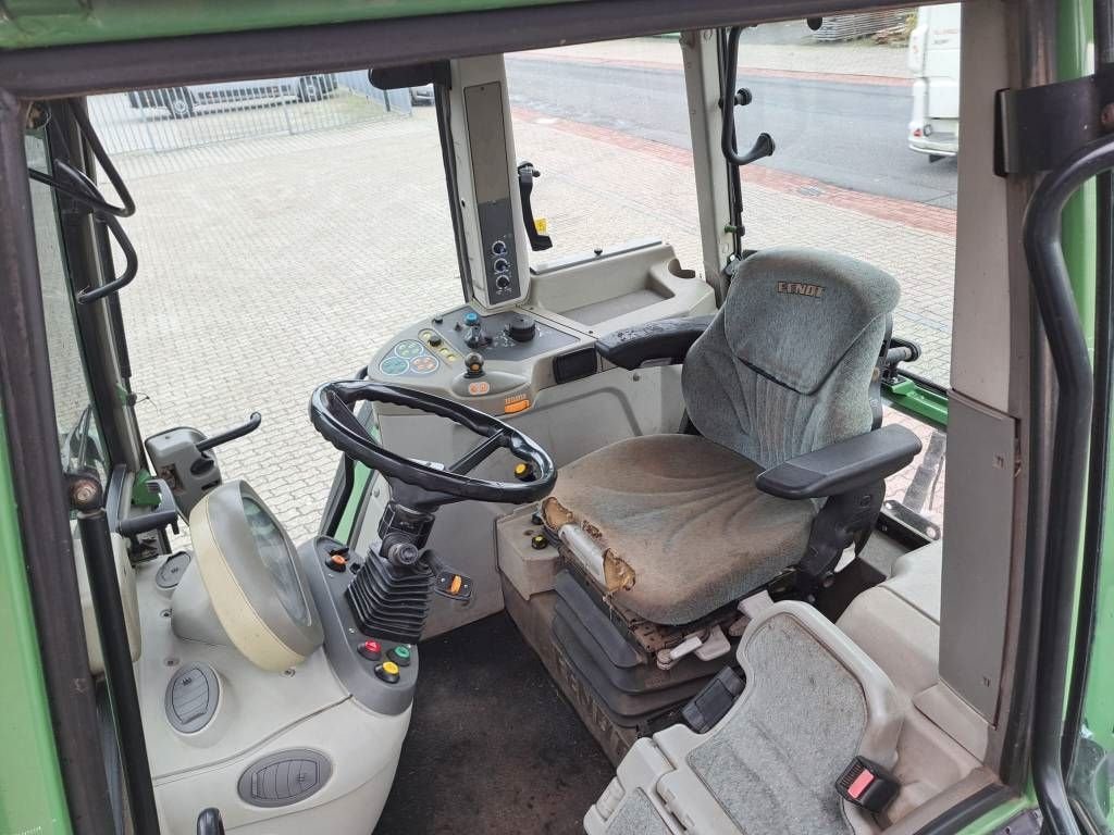 Traktor van het type Fendt 311 Vario TMS, Gebrauchtmaschine in Borne (Foto 11)