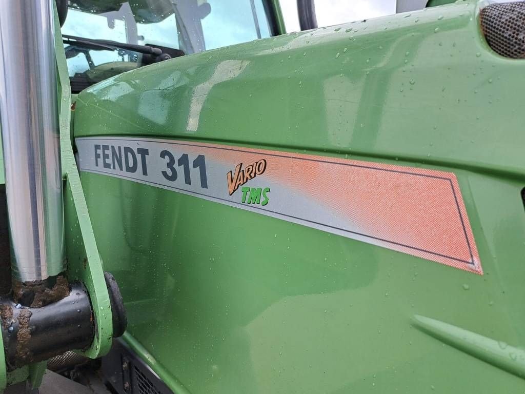 Traktor van het type Fendt 311 Vario TMS, Gebrauchtmaschine in Borne (Foto 9)