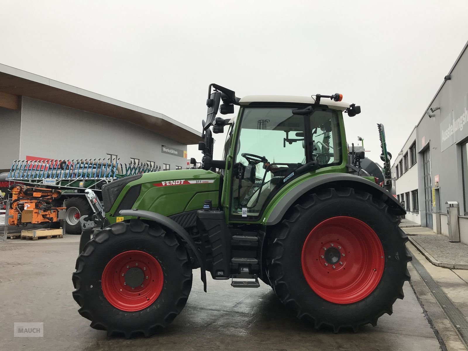 Traktor typu Fendt 311 Vario, Neumaschine v Burgkirchen (Obrázek 2)