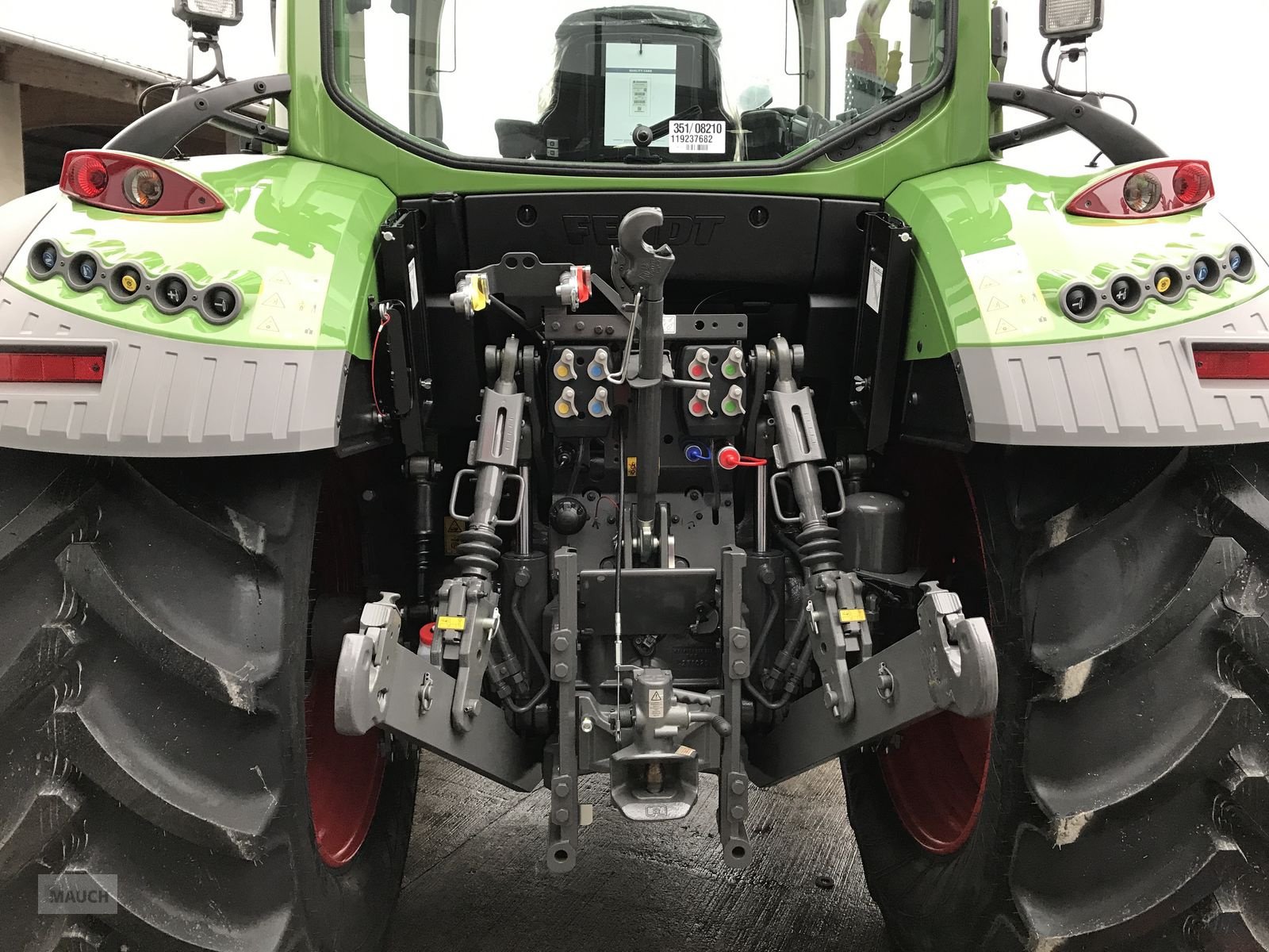 Traktor typu Fendt 311 Vario, Neumaschine v Burgkirchen (Obrázek 8)
