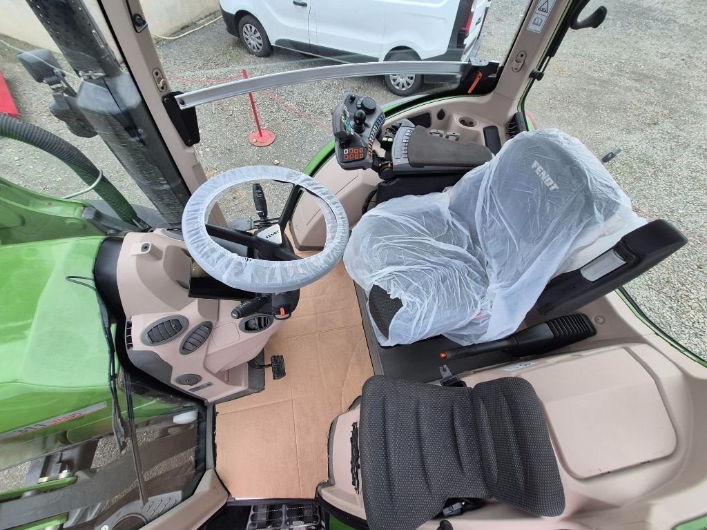 Traktor типа Fendt 311, Gebrauchtmaschine в Savigny sur Braye (Фотография 5)