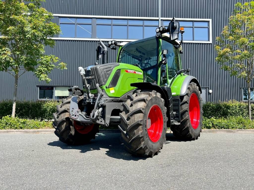 Traktor des Typs Fendt 312 Gen 4 Power S2, Gebrauchtmaschine in Nijkerkerveen (Bild 11)
