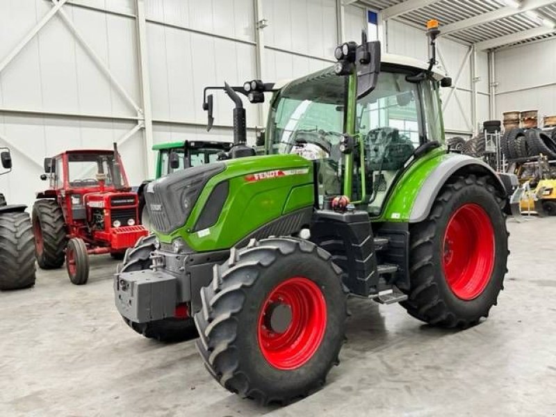 Traktor des Typs Fendt 312 Vario 2022, 307 hours!, Gebrauchtmaschine in Marknesse