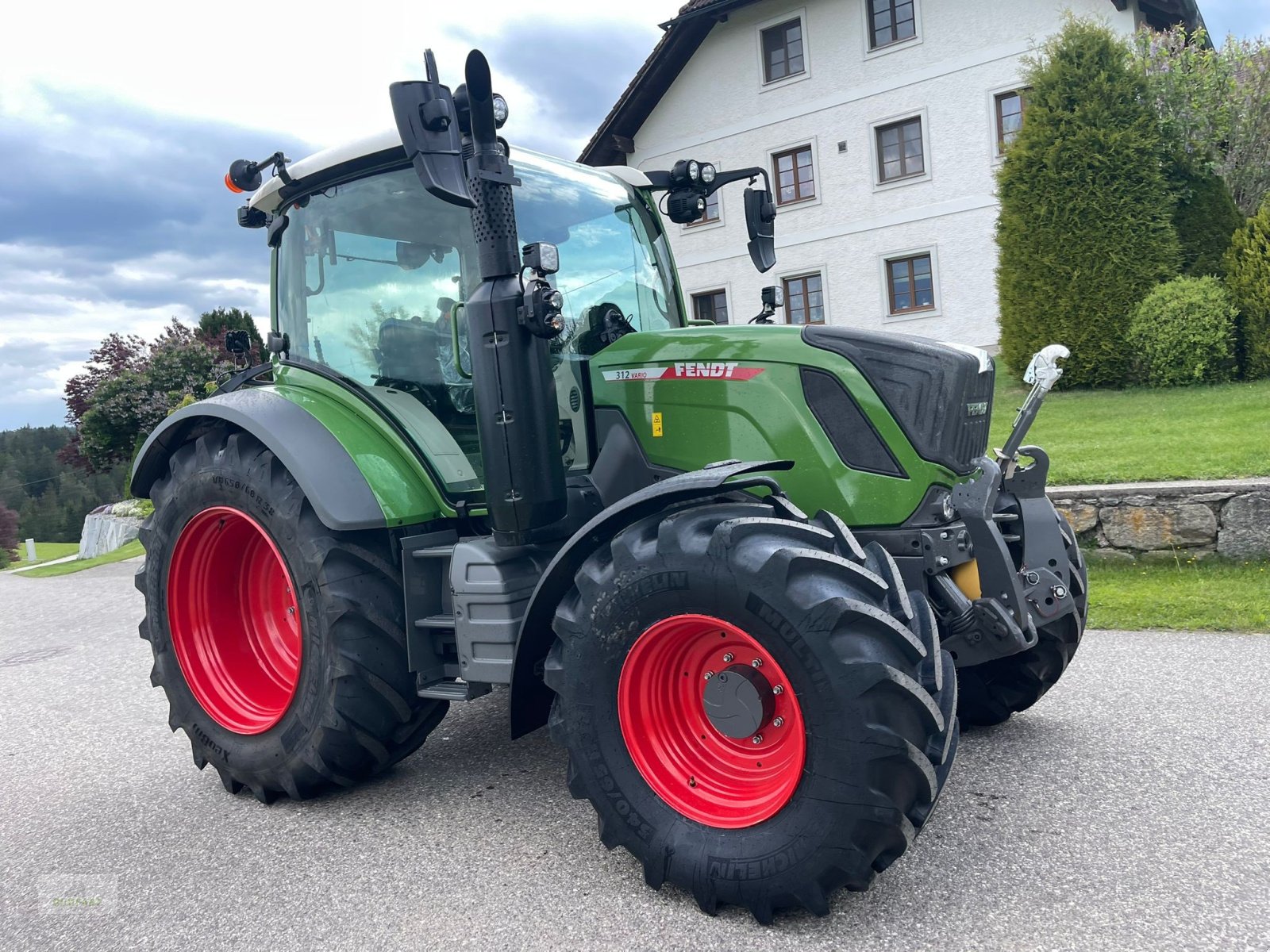 Traktor des Typs Fendt 312 Vario Power, Neumaschine in Bad Leonfelden (Bild 2)