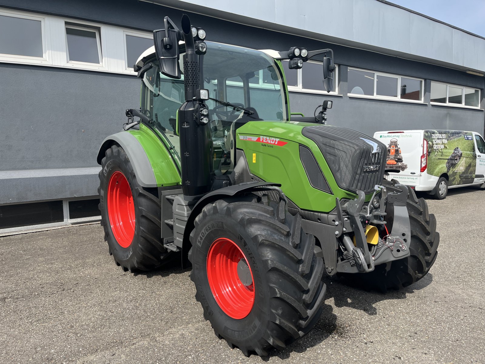 Traktor Türe ait Fendt 312 Vario Power, Neumaschine içinde Frastanz (resim 5)