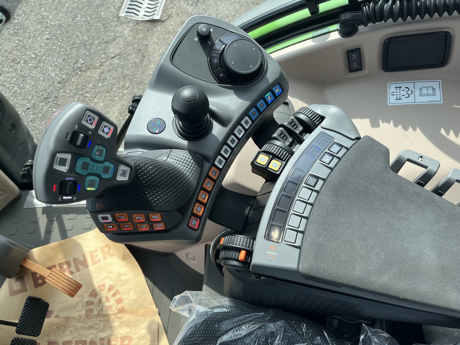 Traktor Türe ait Fendt 312 Vario Power, Neumaschine içinde Frastanz (resim 17)