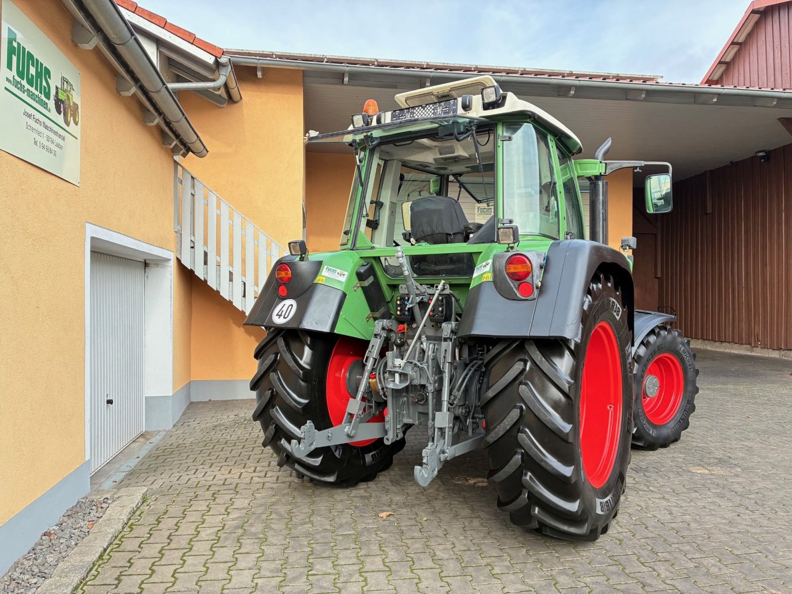 Traktor of the type Fendt 312 Vario TMS mit Fronthydraulik, Frontzapfwelle, Deutz Motor, Gebrauchtmaschine in Laaber (Picture 3)