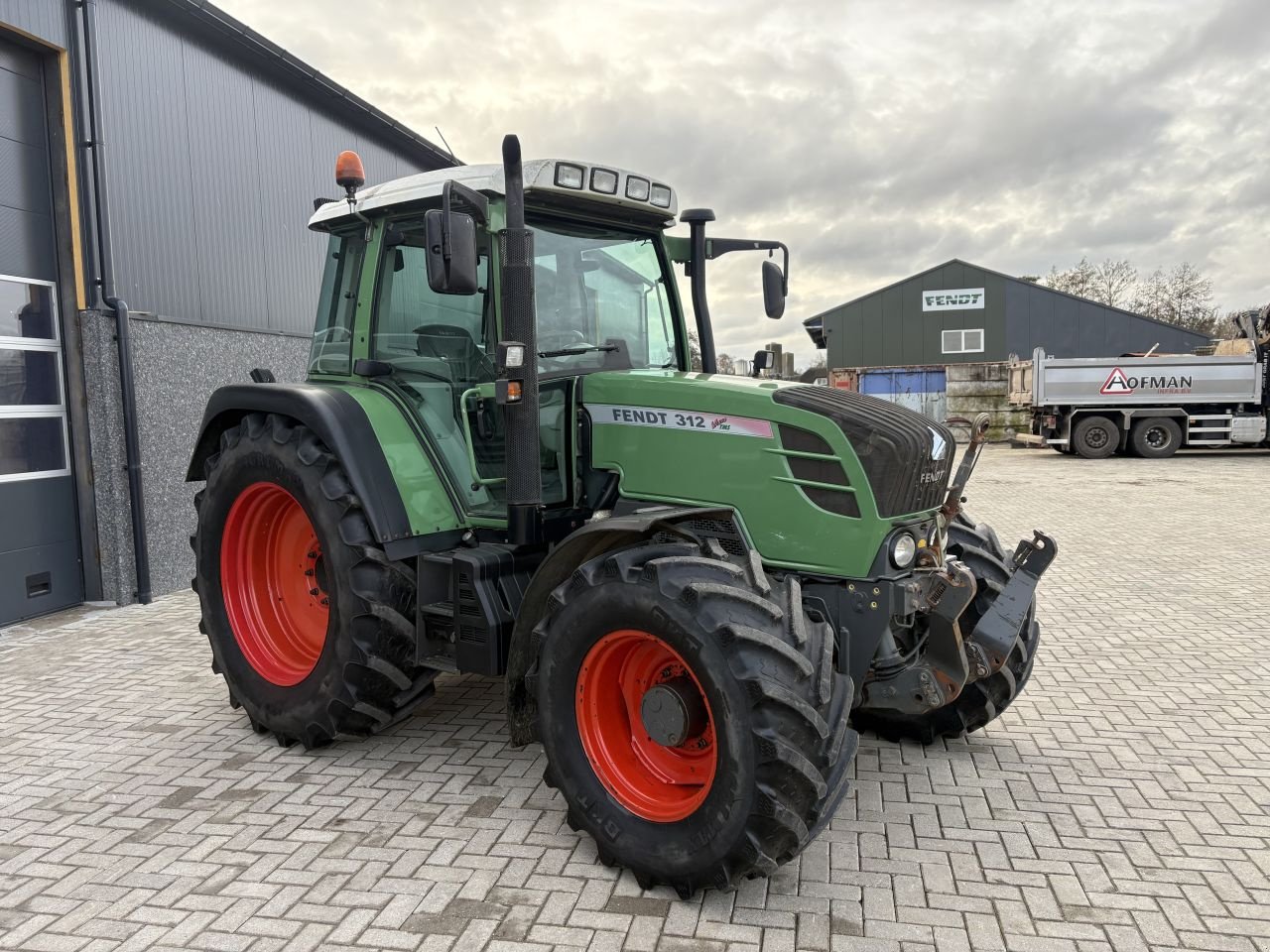 Traktor van het type Fendt 312 Vario tms, Gebrauchtmaschine in Wapenveld (Foto 8)