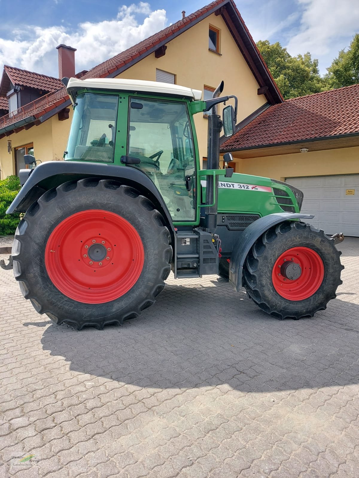 Traktor типа Fendt 312 Vario TMS, Gebrauchtmaschine в Pegnitz-Bronn (Фотография 3)