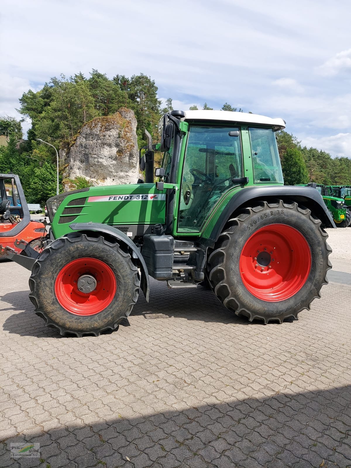 Traktor типа Fendt 312 Vario TMS, Gebrauchtmaschine в Pegnitz-Bronn (Фотография 4)