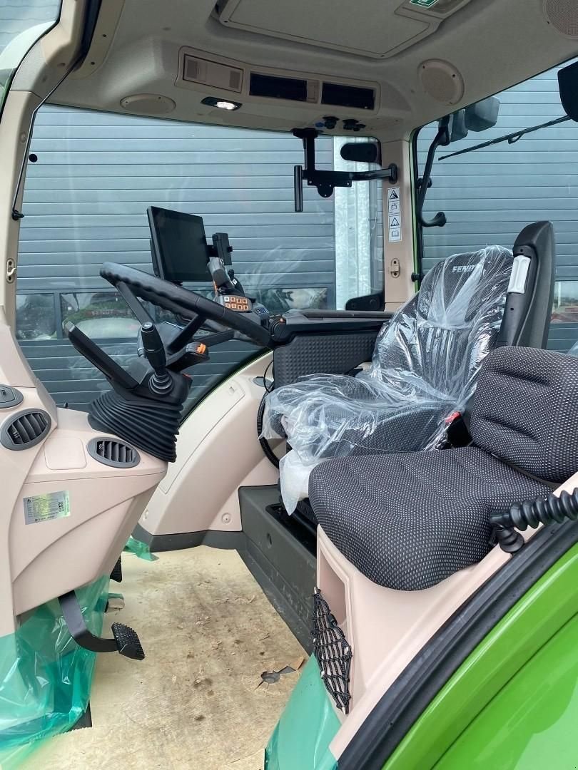 Traktor des Typs Fendt 312 VARIO, Gebrauchtmaschine in Hapert (Bild 2)