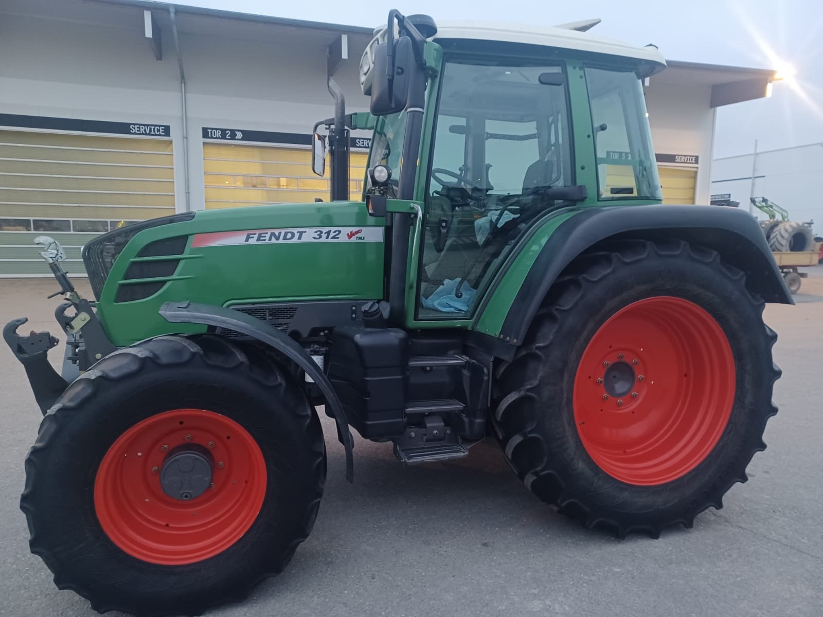 Traktor van het type Fendt 312 Vario, Gebrauchtmaschine in nerenstetten (Foto 3)