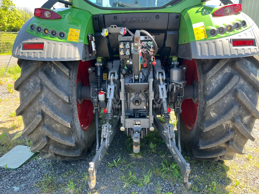Traktor типа Fendt 312, Gebrauchtmaschine в Calmont (Фотография 9)