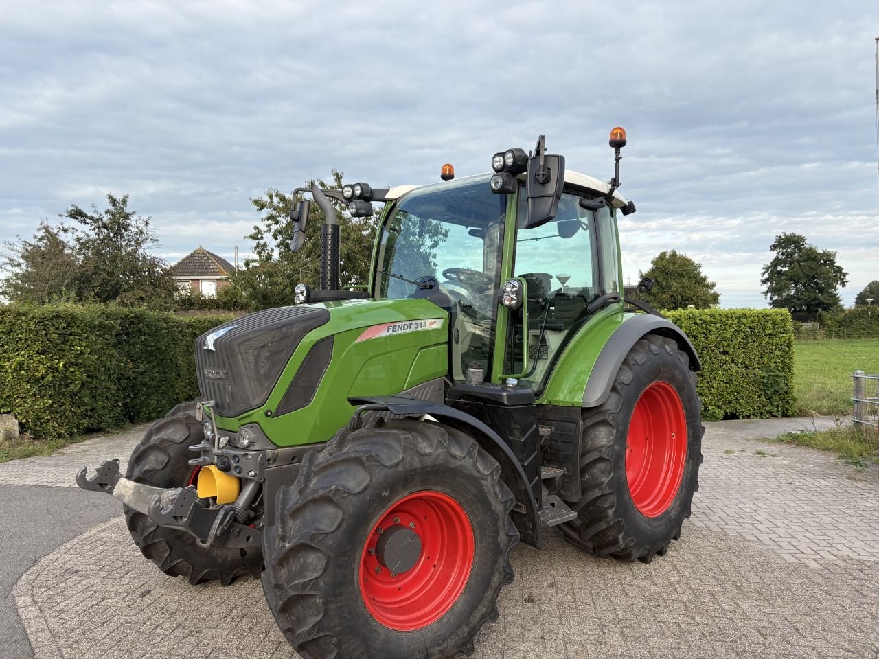 Traktor типа Fendt 313 profiplus, Gebrauchtmaschine в Wapenveld (Фотография 4)