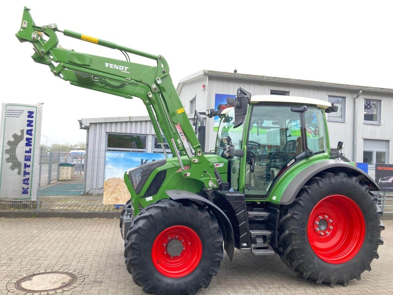 Traktor des Typs Fendt 313 S4 Power, Gebrauchtmaschine in Stuhr (Bild 2)