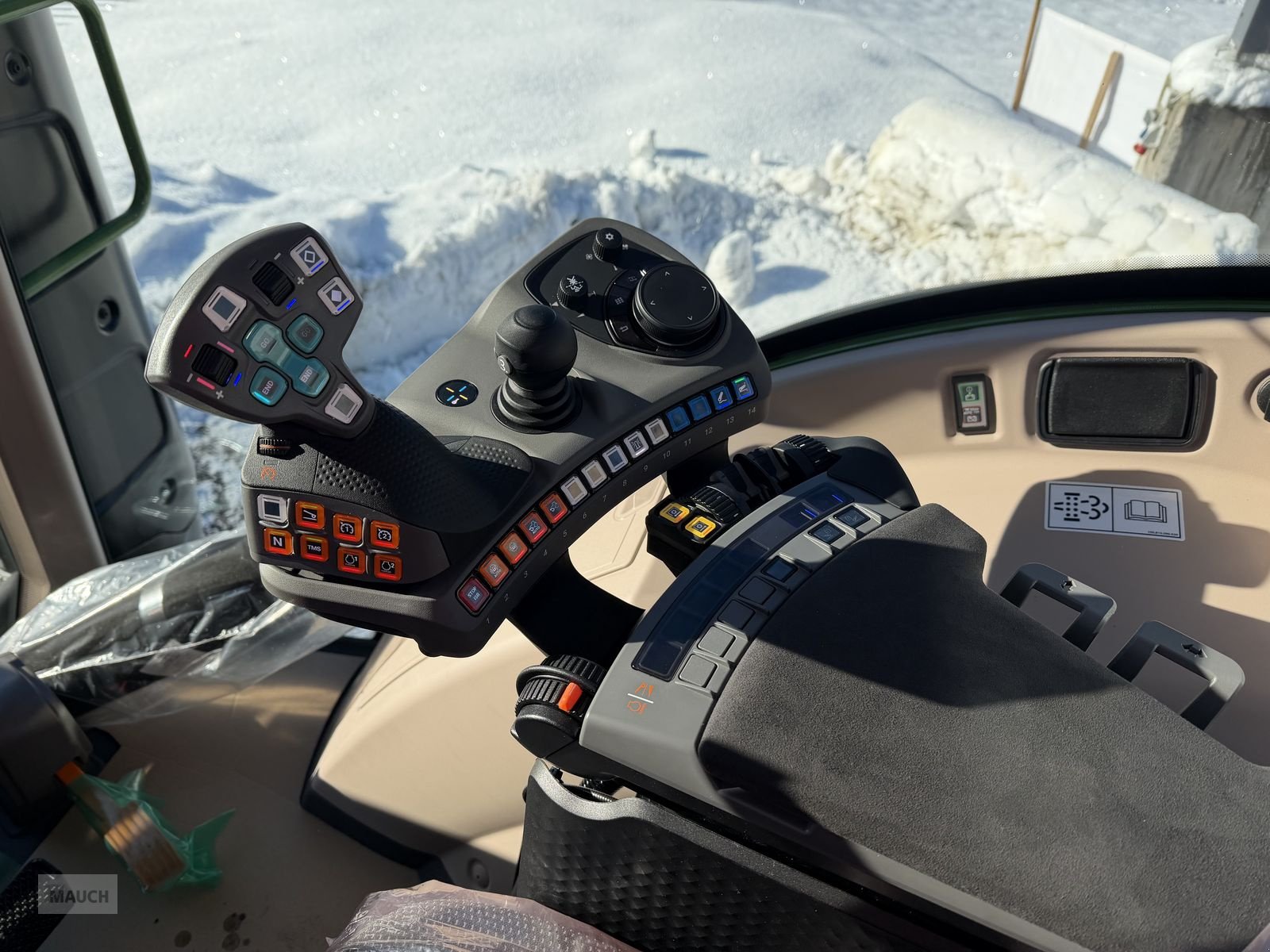 Traktor van het type Fendt 313 Vario Gen4 Power Setting 2, Neumaschine in Eben (Foto 13)