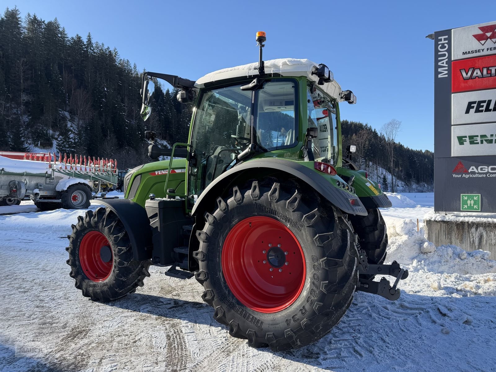 Traktor van het type Fendt 313 Vario Gen4 Power Setting 2, Neumaschine in Eben (Foto 10)