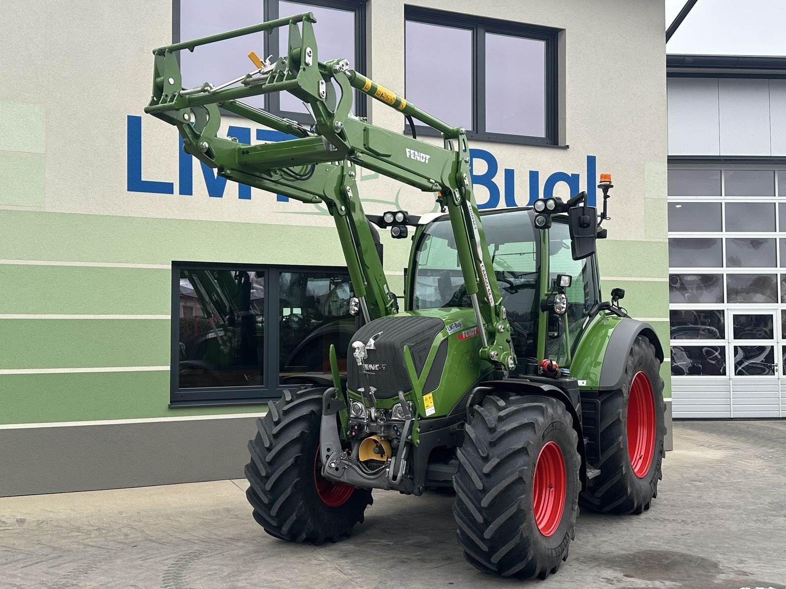 Traktor des Typs Fendt 313 Vario Gen4 Profi Setting2, Gebrauchtmaschine in Hürm (Bild 2)