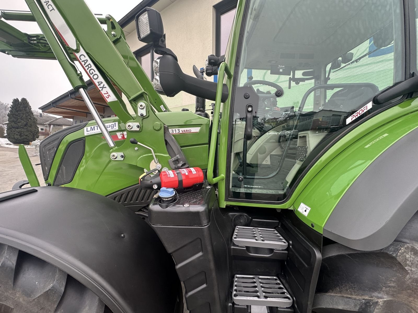 Traktor des Typs Fendt 313 Vario Gen4 Profi Setting2, Gebrauchtmaschine in Hürm (Bild 12)