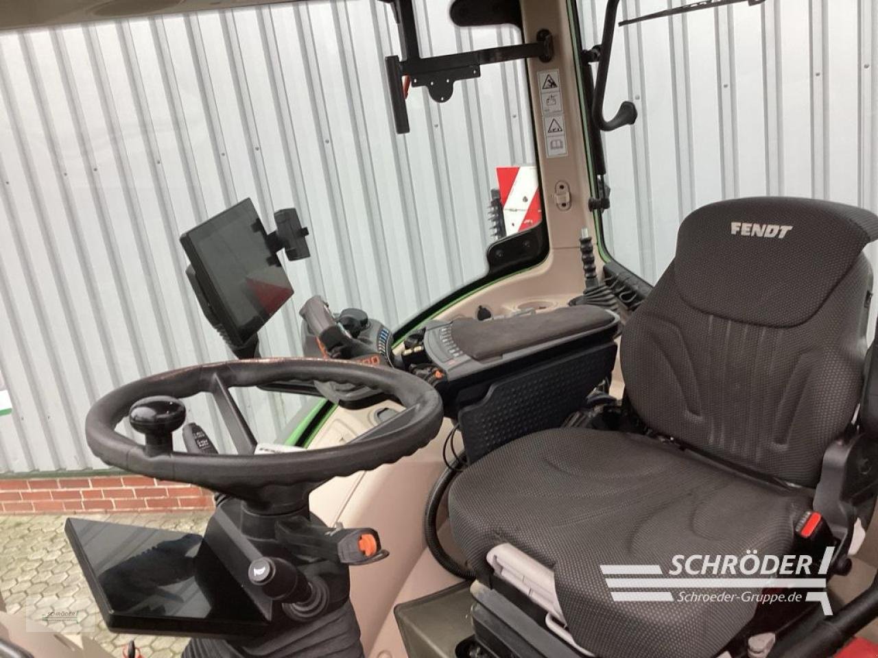 Traktor типа Fendt 313 VARIO GEN4 PROFI, Gebrauchtmaschine в Holdorf (Фотография 8)