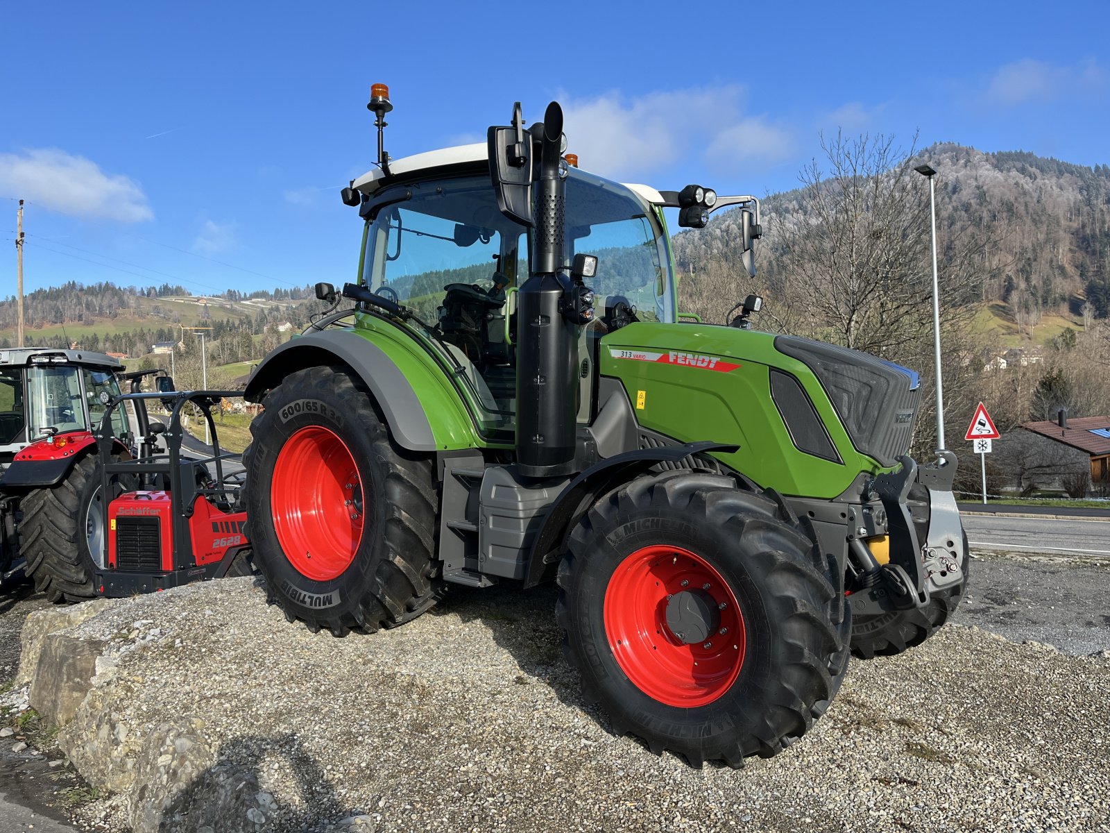 Traktor des Typs Fendt 313 Vario Power, Neumaschine in Frastanz (Bild 7)